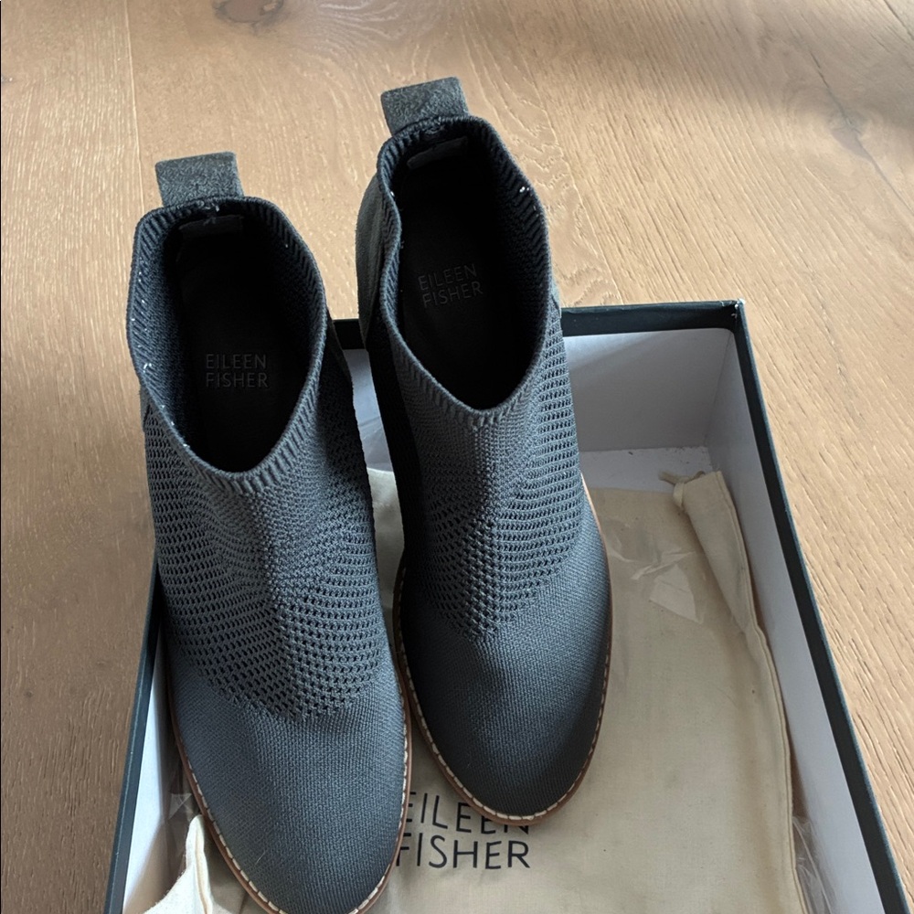 Eileen Fisher Amos, London, gray knit wedge ankle boots with box & dust bag - Picture 2 of 5
